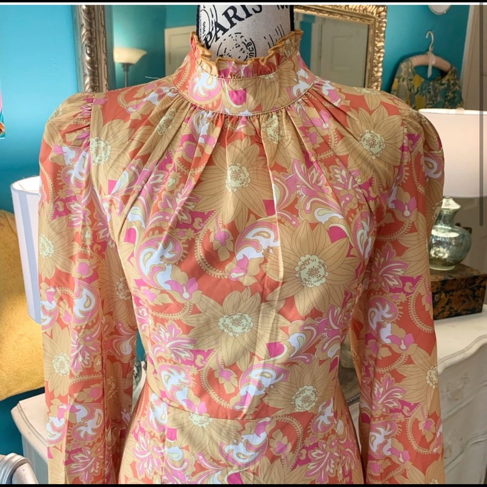 Cider Dress Size Large!! Yellow/ Orange/ Gold Color!